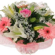 Букет із 1 троянди, 3 гербер та 1 лілії