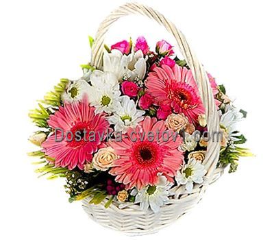 Кошик з 5 хризантем, 3 гербер, 6 роз