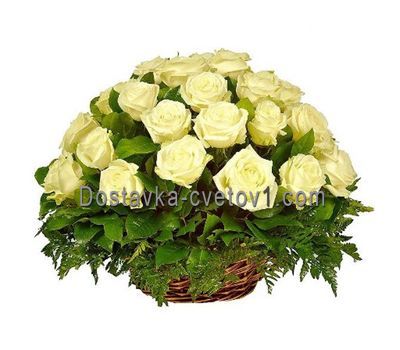 Кошик з 39 троянд